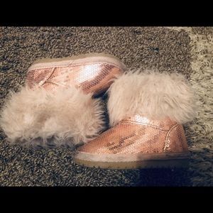 Sequin fur boots